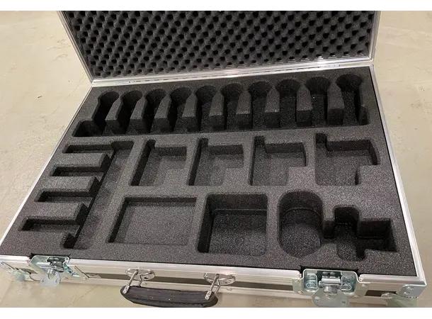 Mikrofon koffert 20  (60x42x15) Innredet 