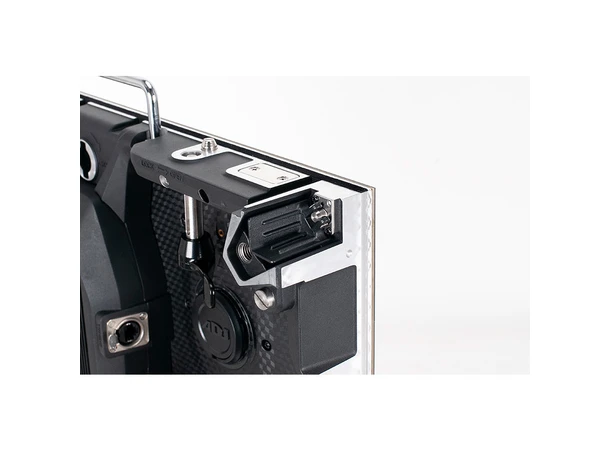 ADJ VS3 Pixel Pitch: 3.91mm IP20, 1000 NITS, Contrast: 5000:1 