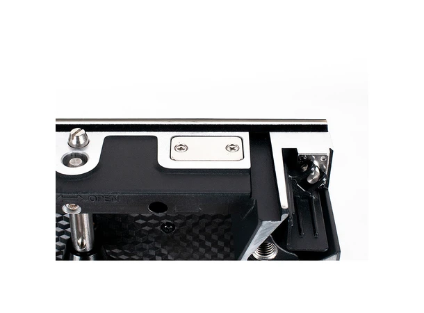 ADJ VS2 Pixel Pitch: 2.97mm IP20, 1000 NITS, Contrast: 5000:1 