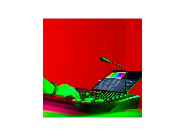 ADJ LINK -  DMX Controller for iPad 4x DMX Outs, 2.4 and 5Ghz GHz DSSS Wi-Fi 