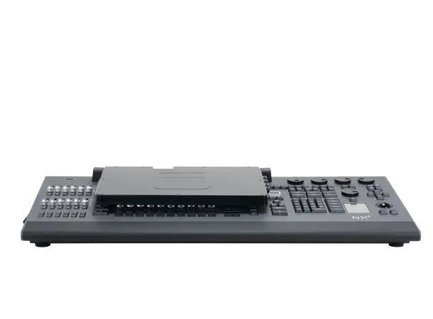 Elation NX 4 -  Lysmikser - 64 Universe 16.4 Kg, Art-Net/sACN/DMX/MIDI/Timecode 