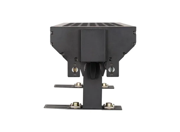 ADJ Vintage Bar-  CRI70- 160° Angle Strobe 0.5 - 33Hz, 4x 150W, 27.000 Lumen 