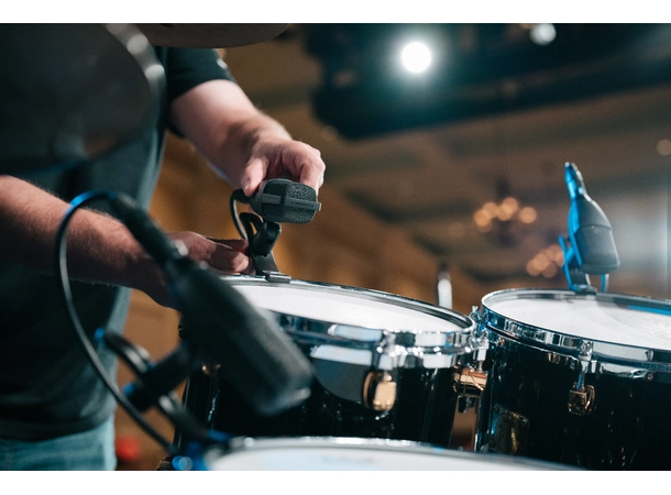 Sennheiser MD 421 KOMPAKT Håndterer eksepsjonelt høy SPL 