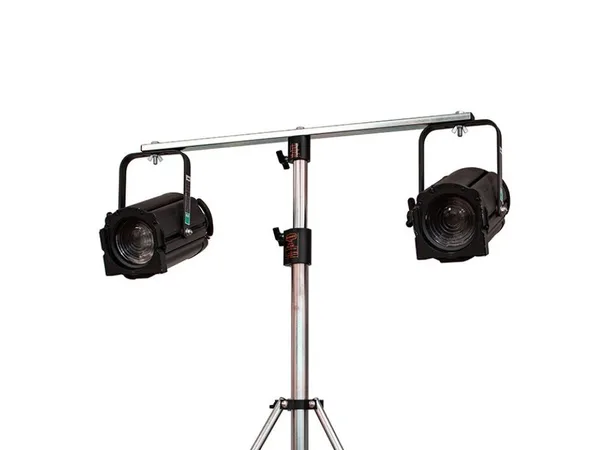 Doughty T43101 TEE BAR 4 LANTERN (Black) 