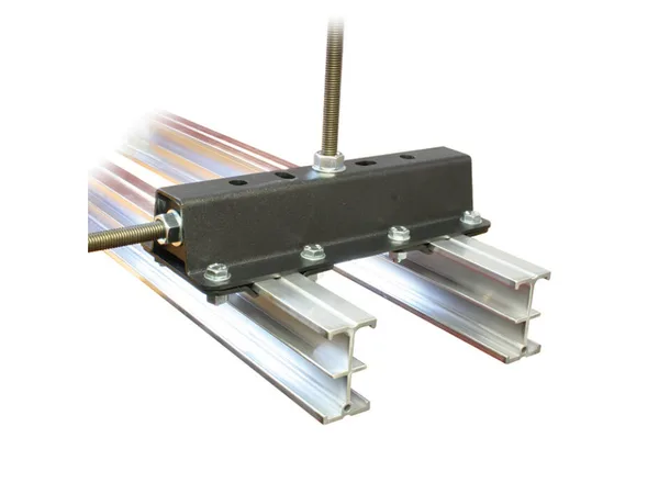 Doughty T84118 STUDIO RAIL TRIPLE RAIL SUSPENSION BRACKET WITH WALL FIXING 