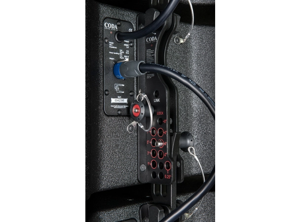 CODA Audio AiRAY Line Array Superior sound with linear phase respons 