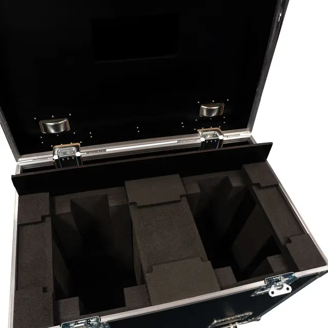 ADJ TOURING CASE 4X FOCUS FLEX Penn Elcom Hardware, 790 x 600 x 425 mm 
