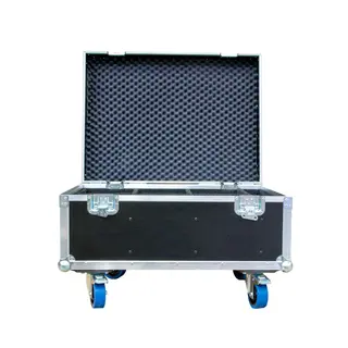 ADJ Universal Fixture Case M Flight på hjul, 6 rom + 1
