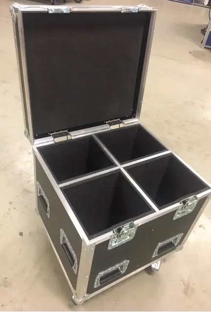 CODA Audio Flightcase HOPS8T(4) 8 handles, 4 rec.plates, ,Wheels-2 stop 