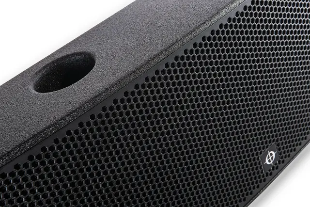 CODA Audio KTV Soundbar, 133x34x20 12", 2 x Coax 8+1,75", 4 Ohm, 30 Kg 