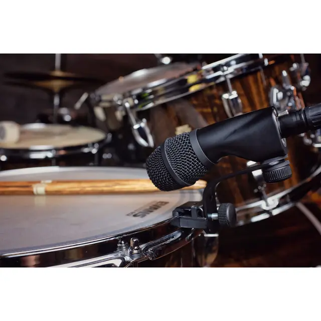 Earthworks DM17 Dynamic Tom/Snare Microphone 