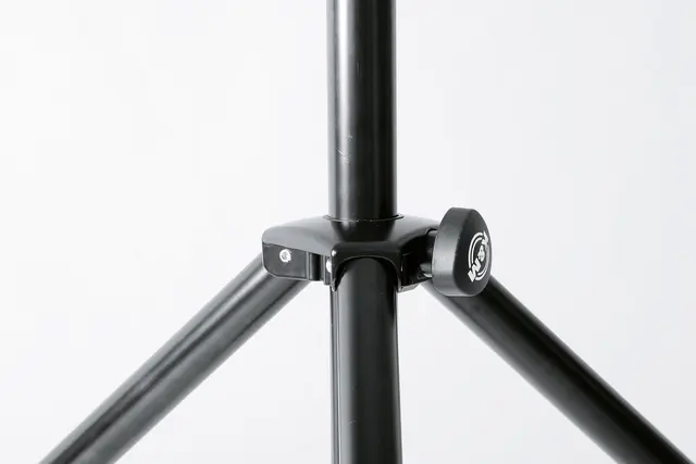 K&M 214/63 Høyttalerstativ, 25 KG SPRING LIFT, Black 