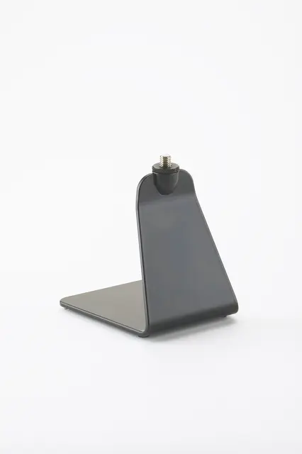 K&M 23250 Mikrofonstativ LOGO Bordstativ logo plass 