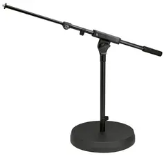 K&amp;M 25960 Mikrofonstativ stor rund base med galge