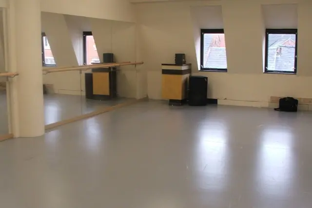 Le Mark Dansematte CODA MATT sort/grå rull 2 x 15m 