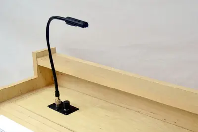 8953