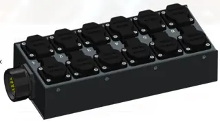 SRS MSB SX19-12SC Soca in 12 Schuko out 12 x Schuko Out (2x6)