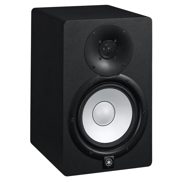 Yamaha HS7 2-way bi-amp speaker. 6.5"/1" 