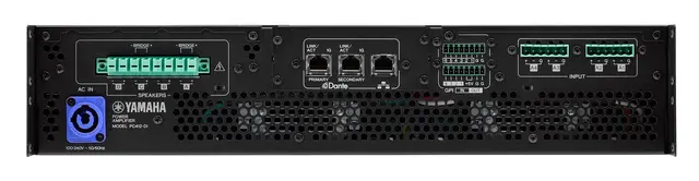 Yamaha PC412-DI Effektforsterker 20 x 8 inngangsmatrise, m/Dante I/O 
